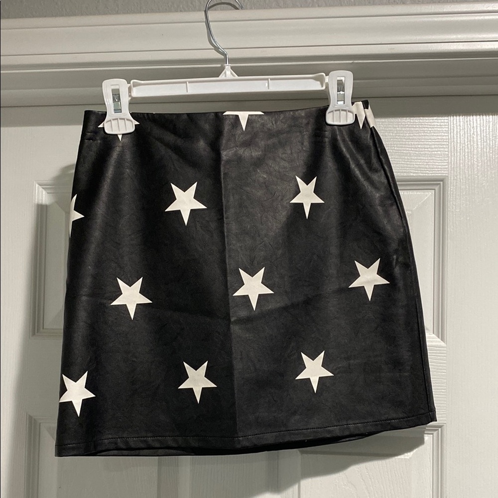 Black Star Patterned Skirt